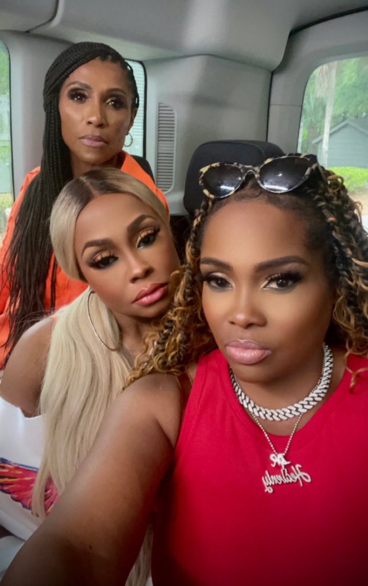 Jackie, Phaedra, & Heavenly! 😍 #Married2Med