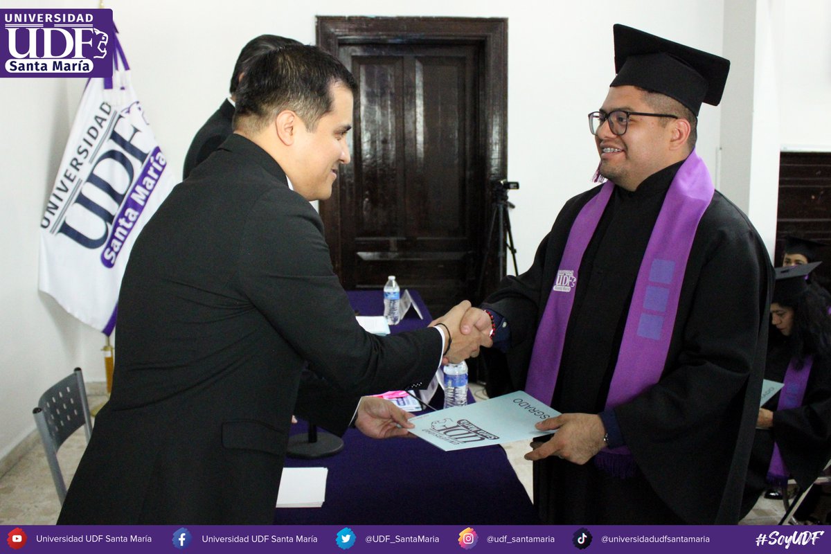 UDF_SantaMaria's tweet photo. Ceremonia de Entrega de Reconocimientos de Terminación de Estudios ¡Felicidades! 🥳

“Tendrás fracasos en tu vida, pero es lo que haces durante esas caídas lo que determina la altura a la que llegarás.”

#SoyUDF #ComunidadUDF #UDFSantaMaría https://t.co/yNKJUi4hqp