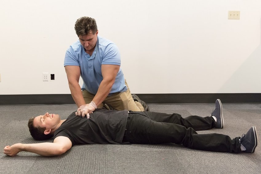 owenmorgs's tweet photo. A brief 9 minute video on #CPRIC (#CPR induced consciousness). This is where the brain is so well perfused from high quality #resus, a patient may appear conscious, alert, possibly verbal with spontaneous movements. #FREC #FPOS #PHEM #Paramedic #EMS https://t.co/1kqJK0faCu https://t.co/l1gT2W1mzo