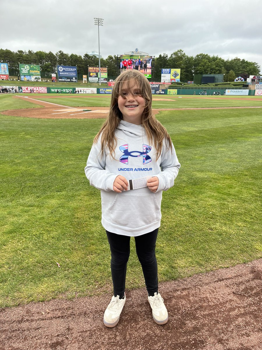 Christine Mema (Amoscato) tweet media