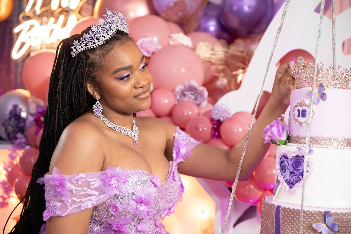 Christalight tweet media