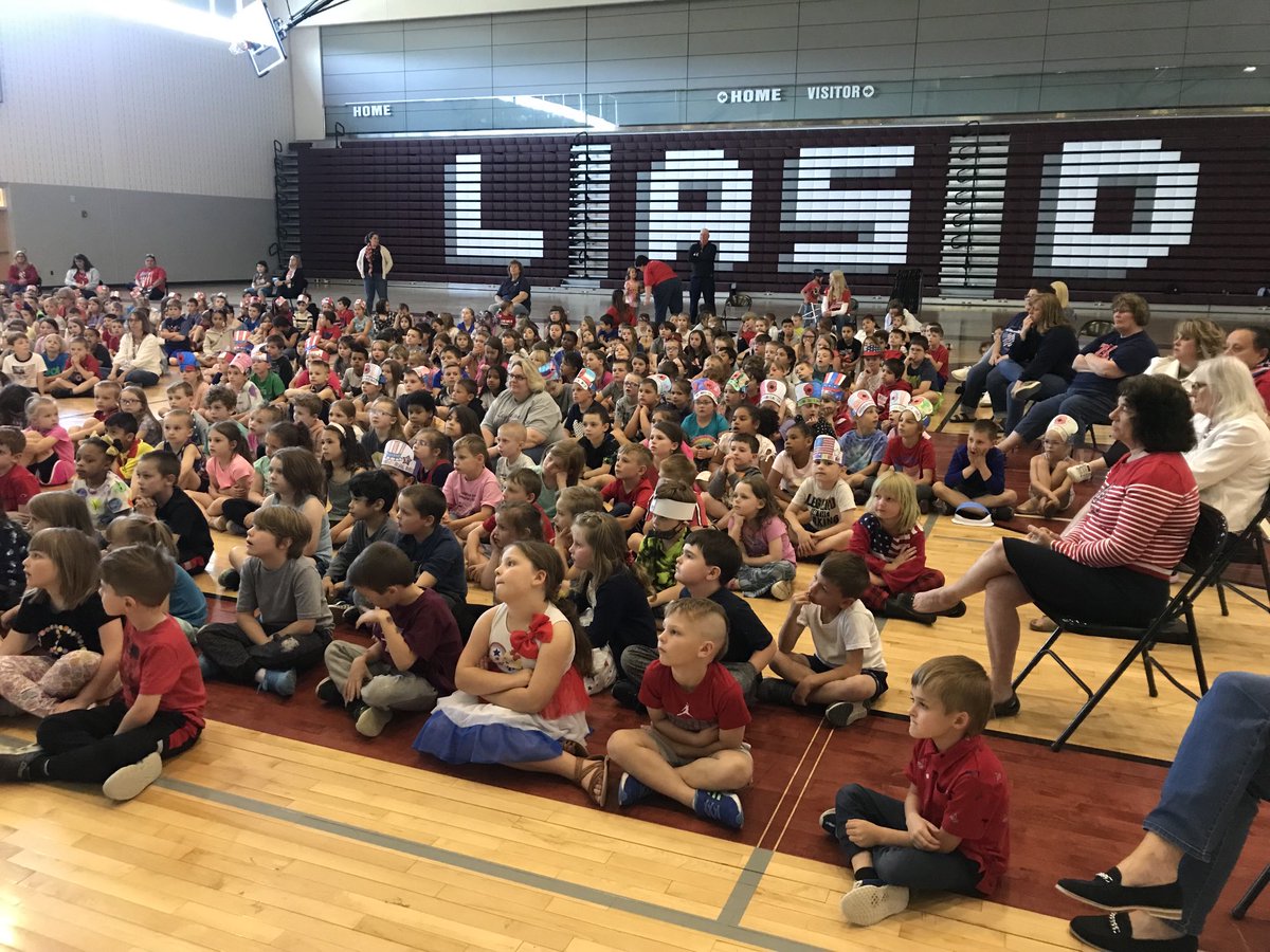 LAEC appreciates Veterans from our community! They were our special guests.