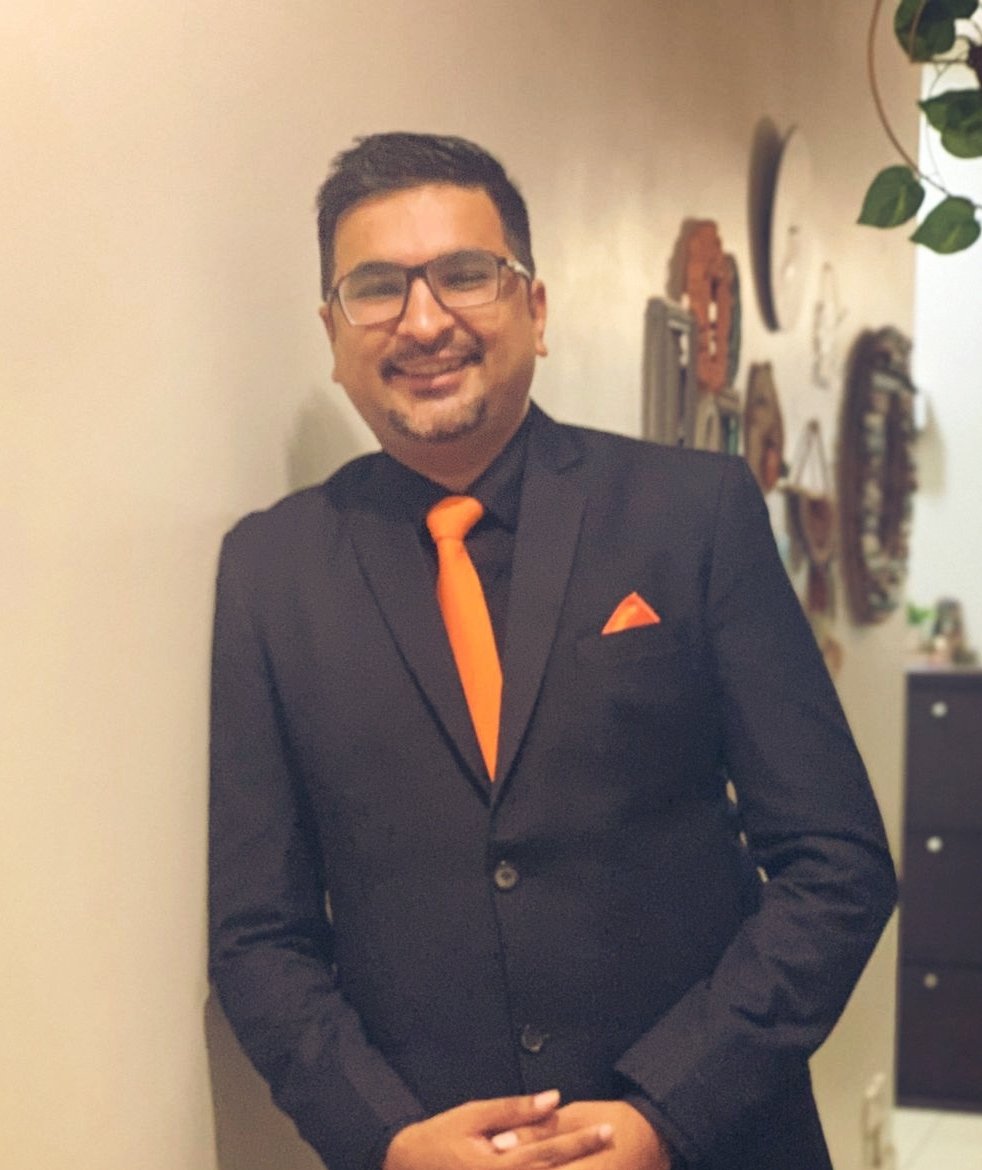 jibransiddiqui's tweet image. Awards night. Check. #OhTheEffiebilities