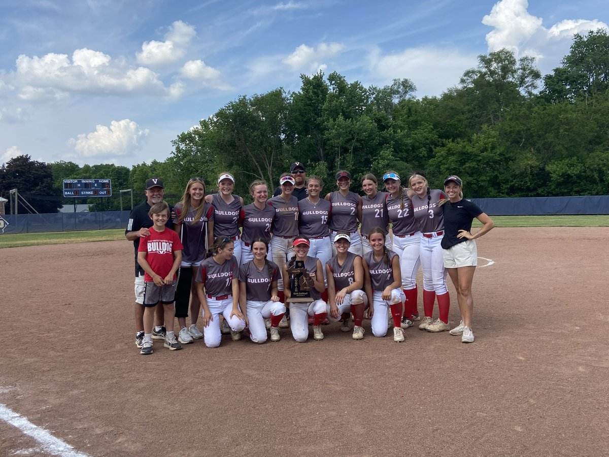 DISTRICT CHAMPS!! next up regionals #godawgsss