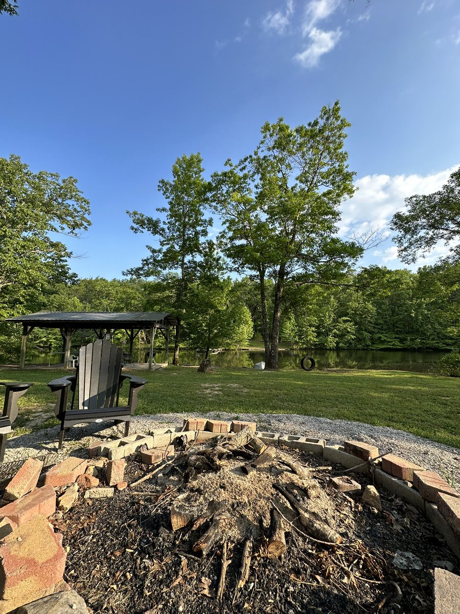 It’s so beautiful here 🥹 #grundy_tn #kinggizzard #lizardwizard #2nights #setlisthuntin <a href="/kinggizzard/">King Gizzard</a>