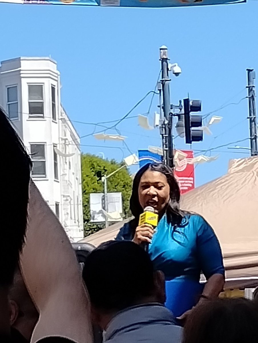 RioSio74's tweet photo. Chinatown Kun Fu Day with San Francisco Mayor London Breed!! https://t.co/CzYdToooon