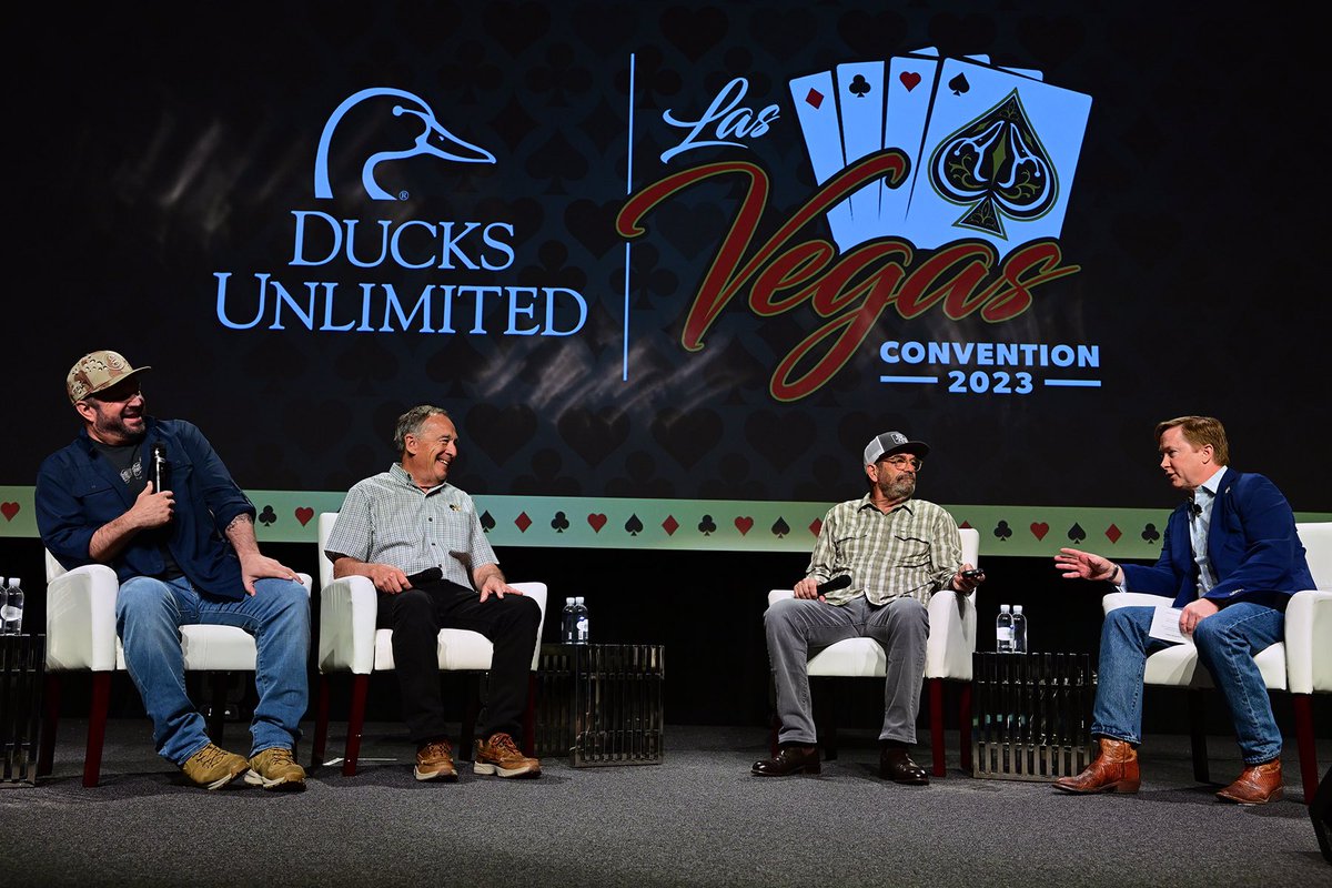 What a once-in-a-lifetime moment at our 86th National Convention! We were proud to have @garthbrooks, Johnny Morris, & @HueyLewisNews join DU CEO @adamputnam for a discussion about music, conservation, our hunting heritage, & more! Thanks for supporting wetlands conservation!