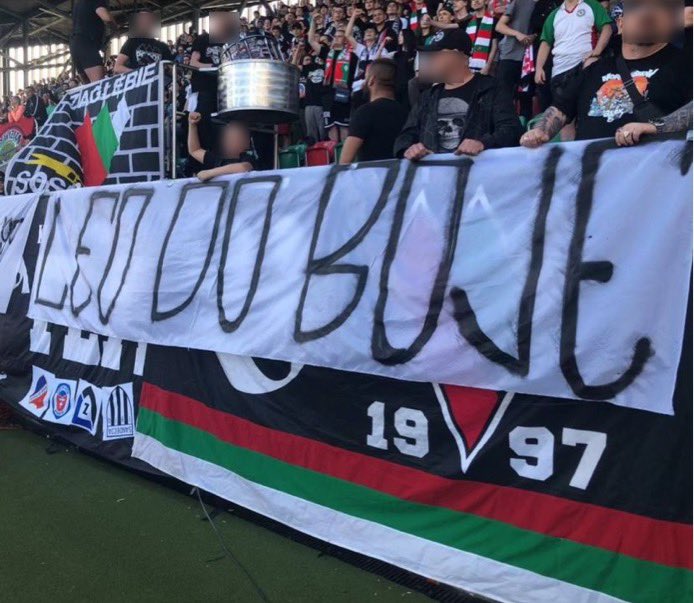 hooliganscz1999's tweet photo. 03.06.2023, Zagłębie Sosnowiec🇵🇱 with support banner for Leo Brichta🇨🇿, who won his match today at KSW 83 - Colosseum 2 in Warszawa https://t.co/Fjy3xrlEmQ https://t.co/37do1r6eiV