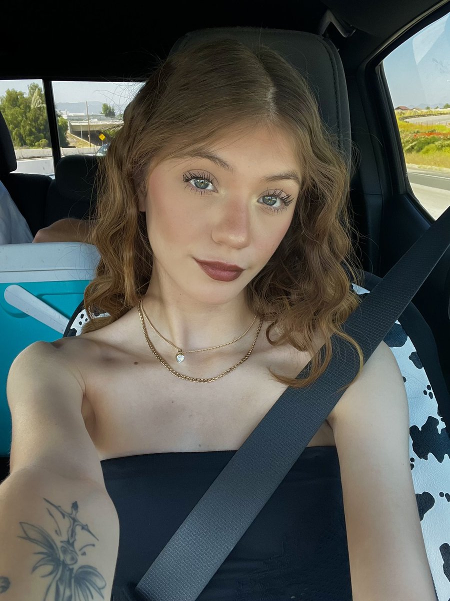 🧚🏻‍♀️