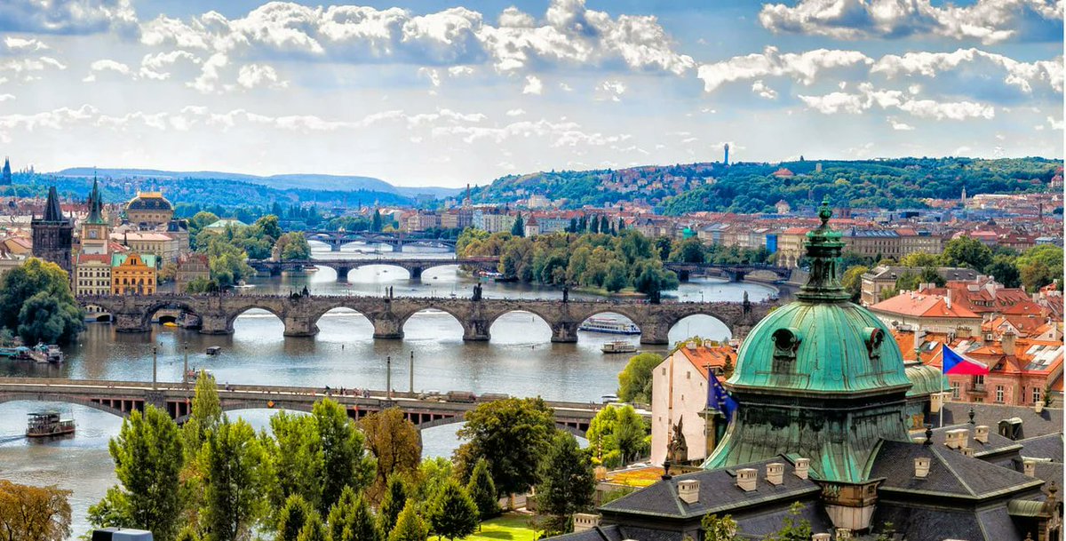 wanderlust_pics's tweet photo. Prague, Czech Republic 🇨🇿 https://t.co/gH2KY2wcNh