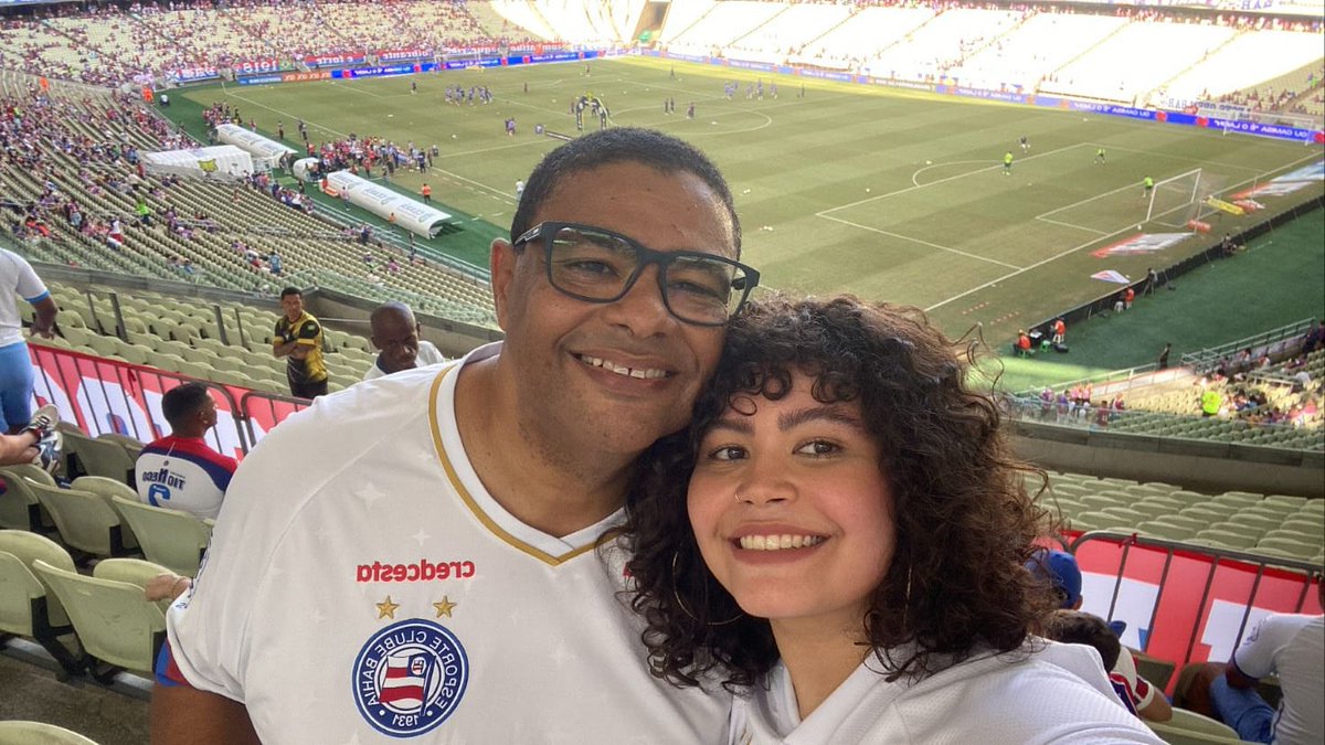 Bem representados, estamos! Alô, Dani! Aproveite a delícia que é ser minoria mas acreditar no que se ama! Alô, Bero! Boa sorte e BBMP