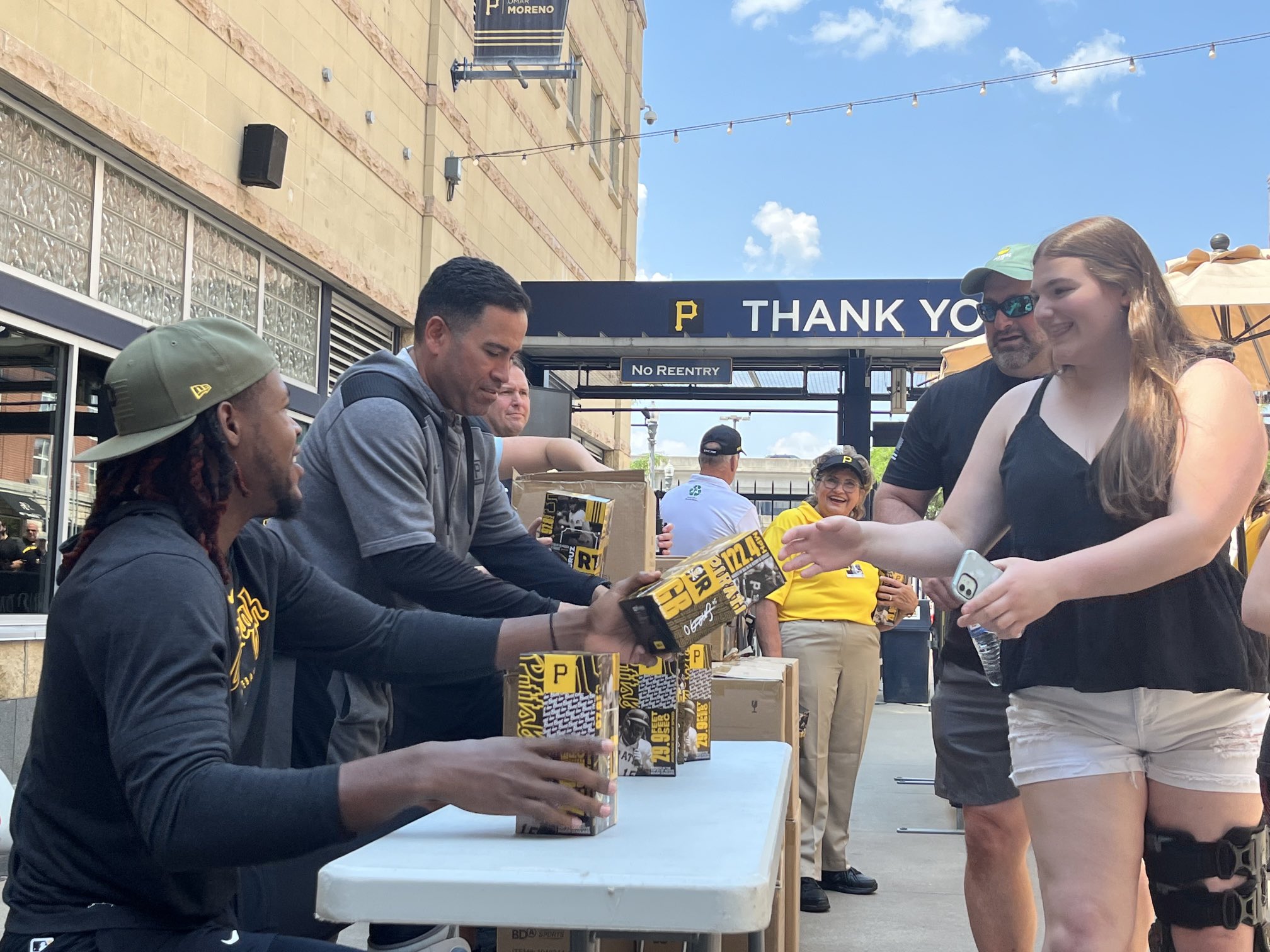 Jason Mackey on X: Oneil Cruz, handing out his bobblehead. Fun