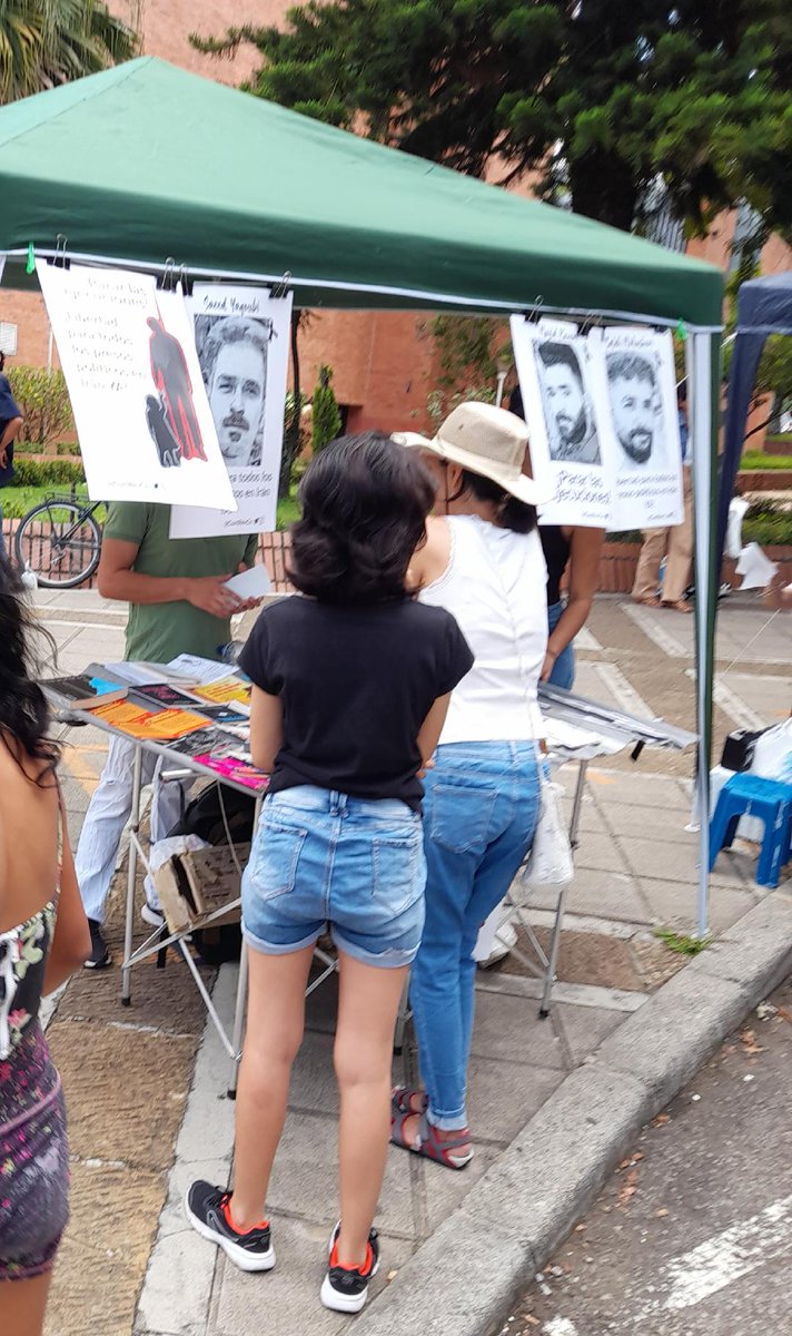 En Bucaramanga durante la ciclovía del pasado domingo se distribuyeron volantes del artículo del <a href="/CpimlmC/">CPIMLM</a> ¡Parar las ejecuciones! y se discutió con algunas personas. Hay una pregunta genuina recurrente: ¿Qué podemos hacer desde acá?