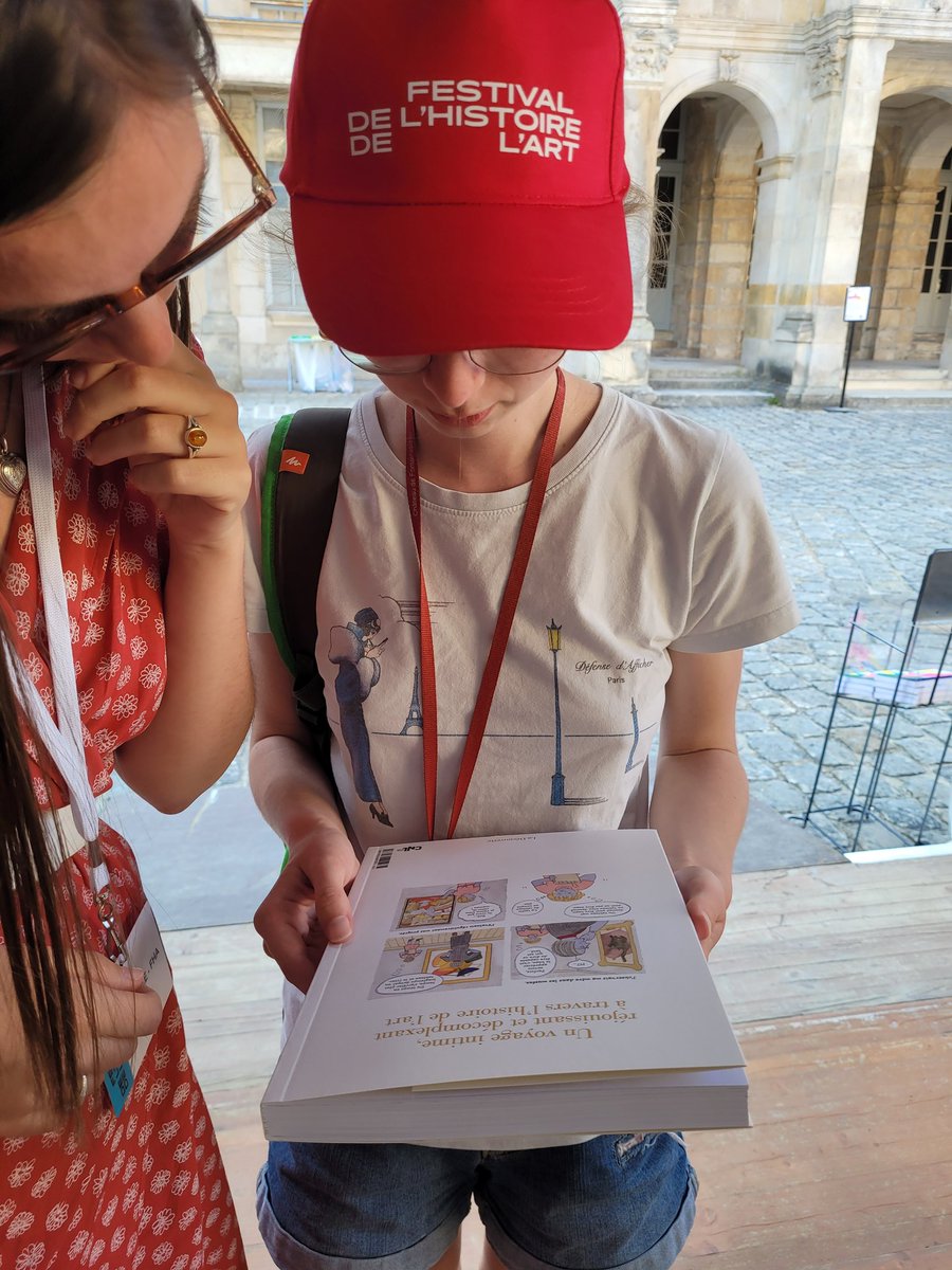 CaroleLozano's tweet image. "Mon musée imaginaire", la BD de Claire Le Men @Ed_LaDecouverte à l'honneur au #fha2023 Merci pour l'accueil @FHA_Festival @fsimode. Le festival continue demain !