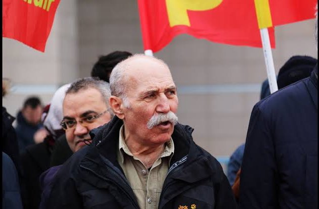 solcugazete's tweet photo. HKP Genel Başkanı Nurullah Efe Ankut:  

"Erdoğan diplomasızdır. Cumhurbaşkanı olamaz. Attığı bütün imzalar, kurduğu bütün hükümetler yok hükmündedir, boş hükmündedir, çöp hükmündedir!" https://t.co/cfhvXzqbjR