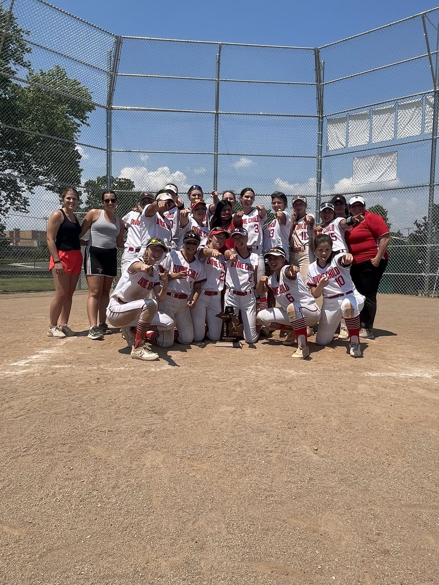 Divine Child High School Softball tweet media