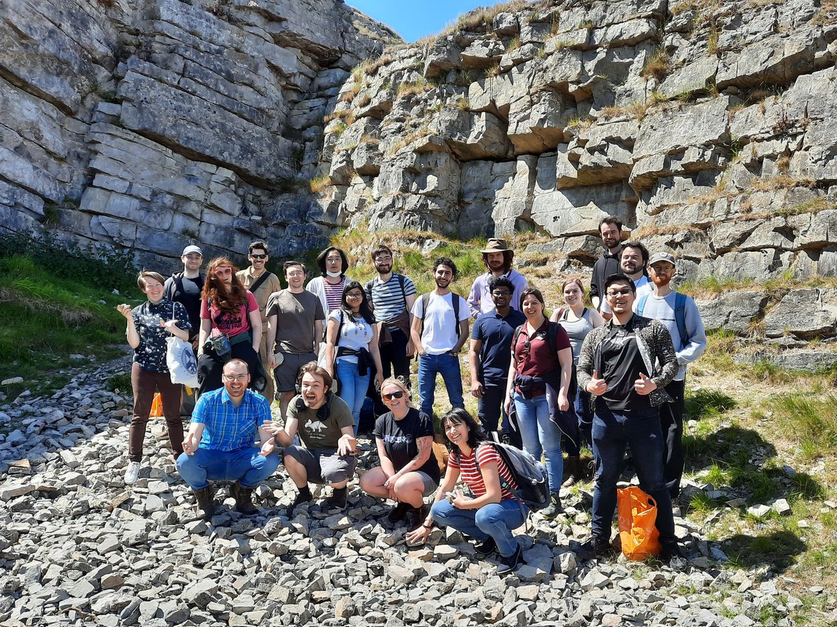 ProgPal2023's tweet image. The group photograph from today&apos;s Llandudno away day - the weather was great, the geology was rocky, and the chips were divine.
