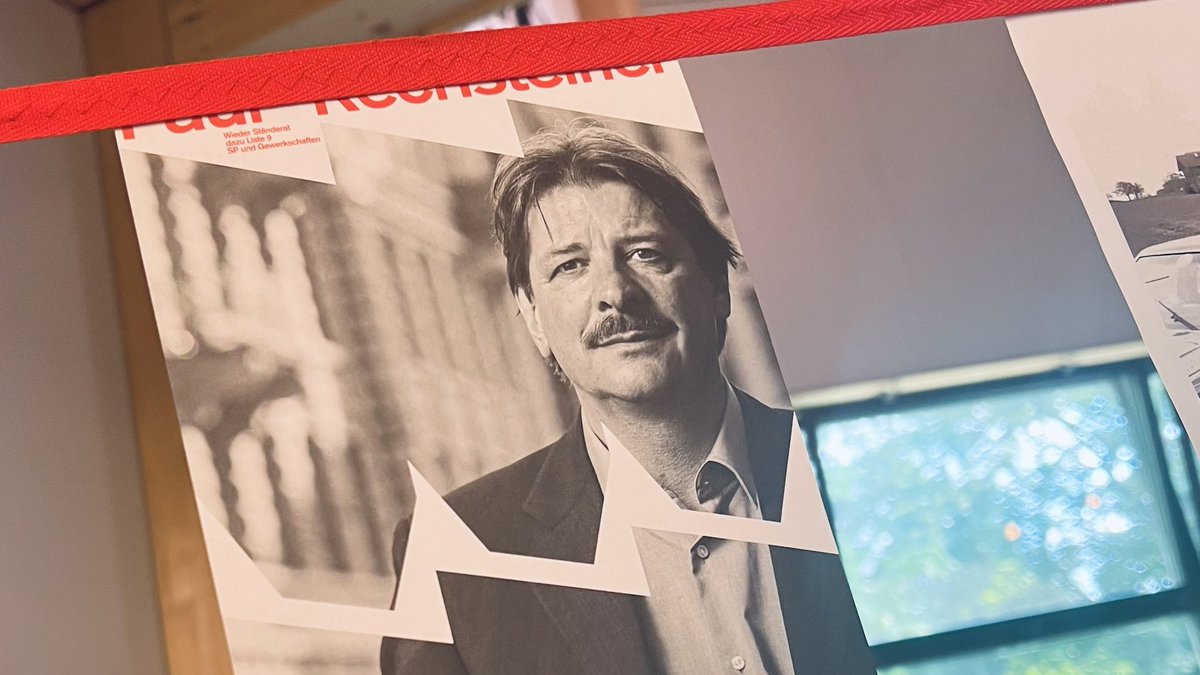Nach 36 Jahren <a href="/ParlCH/">Parl CH</a> verabschieden wir am Parteitag der @SPsangalle <a href="/PaulRechsteiner/">Paul Rechsteiner</a>. Ein Künstler des Unmöglichen zwischen Vision und Sachpolitik, ein Kämpfer für eine starke AHV. Hoch geschätzt, gradlinig, stets mit klarem Kompass – und Schnauz. Danke für alles, lieber Paul!