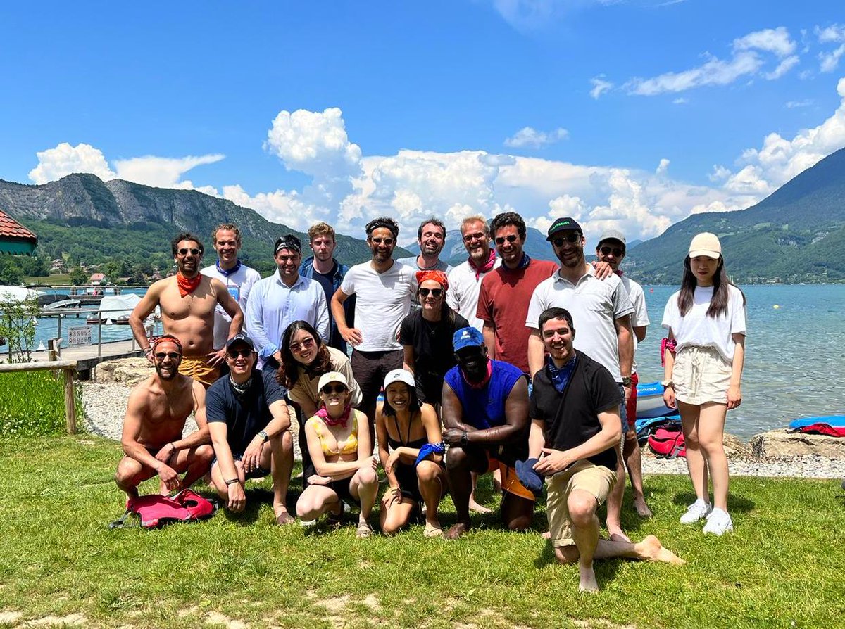 OkudenGrowth's tweet image. L'équipe Okuden en séminaire. Au programme des réflexions sur la RSE, du sport et des supers moments passés ensemble dans le magnifique cadre de la ville d'Annecy. 

#Annecy #TeamOkuden #séminaire