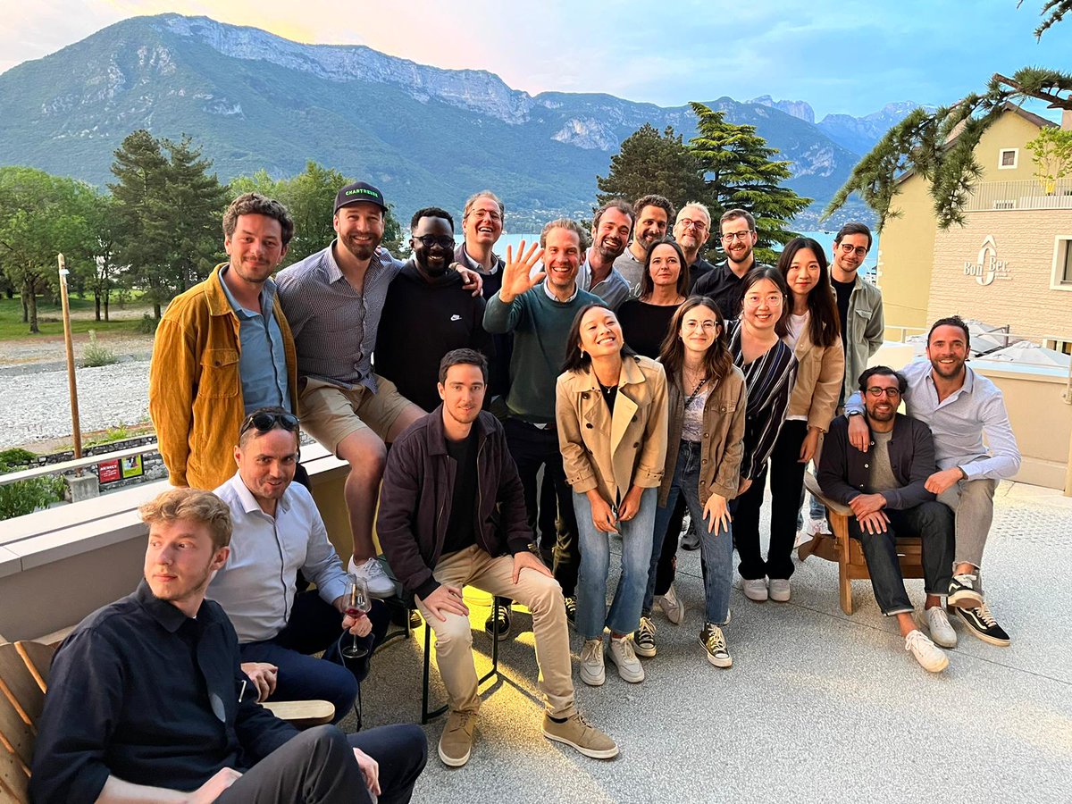 OkudenGrowth's tweet image. L'équipe Okuden en séminaire. Au programme des réflexions sur la RSE, du sport et des supers moments passés ensemble dans le magnifique cadre de la ville d'Annecy. 

#Annecy #TeamOkuden #séminaire
