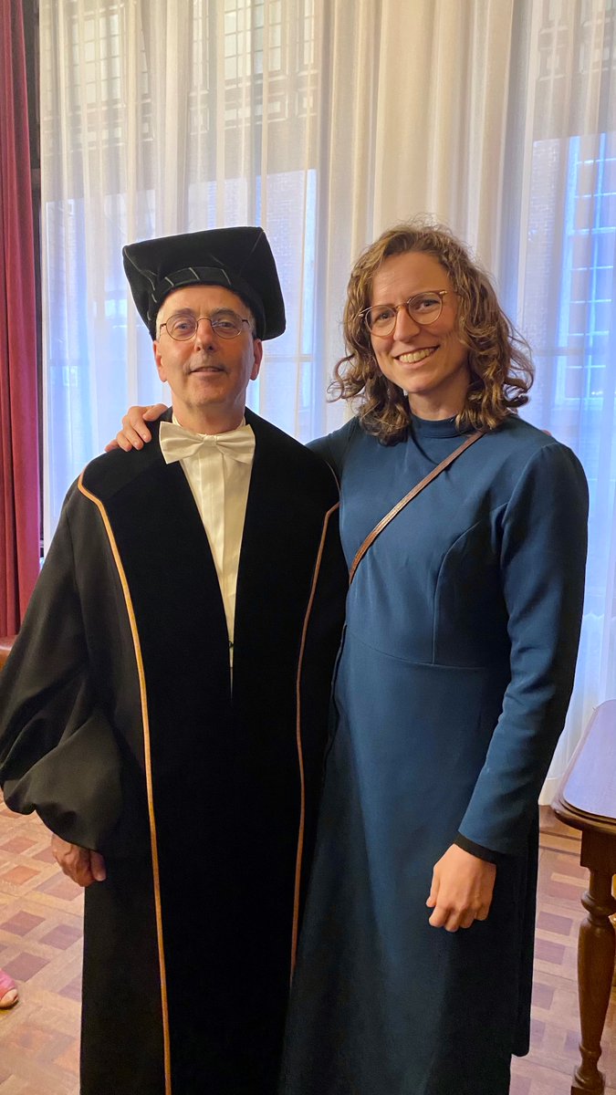drElsje's tweet photo. Honoured to speak about my educational-genetics research at the #CIDconsortium & Prof Peter de Jong's retirement symposium. Peter, my former PhD supervisor & long-term collaborator, has been an inspiring and supporting force.๐๐ธHappy to capture our first picture together! https://t.co/sHdSaap99B