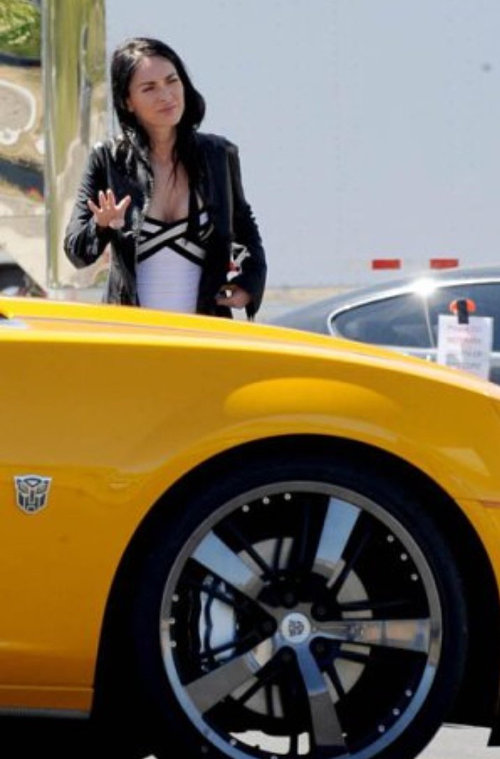 🎥 CURIOSIDADE.
Em 2010 a atriz #MeganFox chegou a gravar cenas para #Transformers 3.