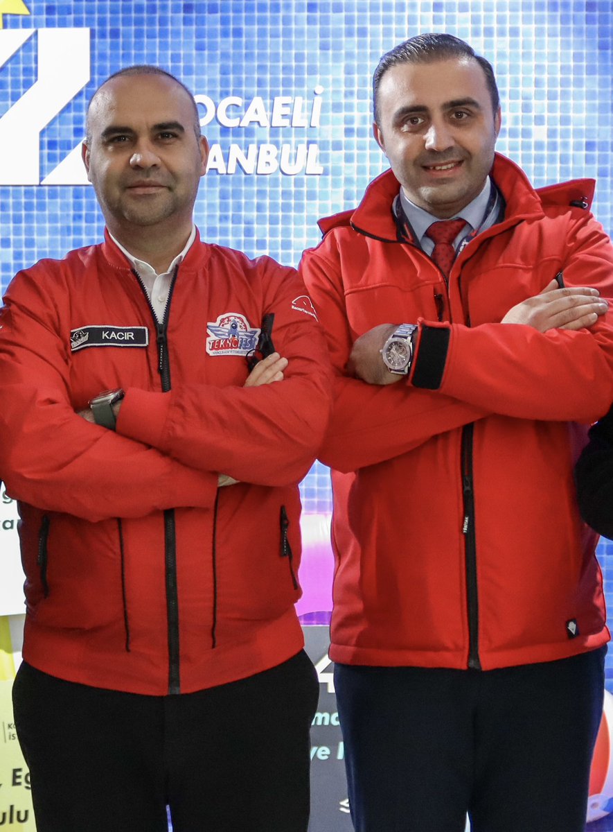 mucahitkaraoglu's tweet photo. Yeni #Kabine açıklandı.

Birlikte yol yürüdüğümüz kıymetli Bakan Yardımcımız Cumhurbaşkanımızın tensipleri ile @TCSanayi  Bakanımız @mfatihkacir  olmuştur.

Yolunuz açık olsun, Allah yar ve yardımcınız olsun.

Ülkemize ve hepimize hayırlı olsun inşallah… https://t.co/fSpuR22sDs