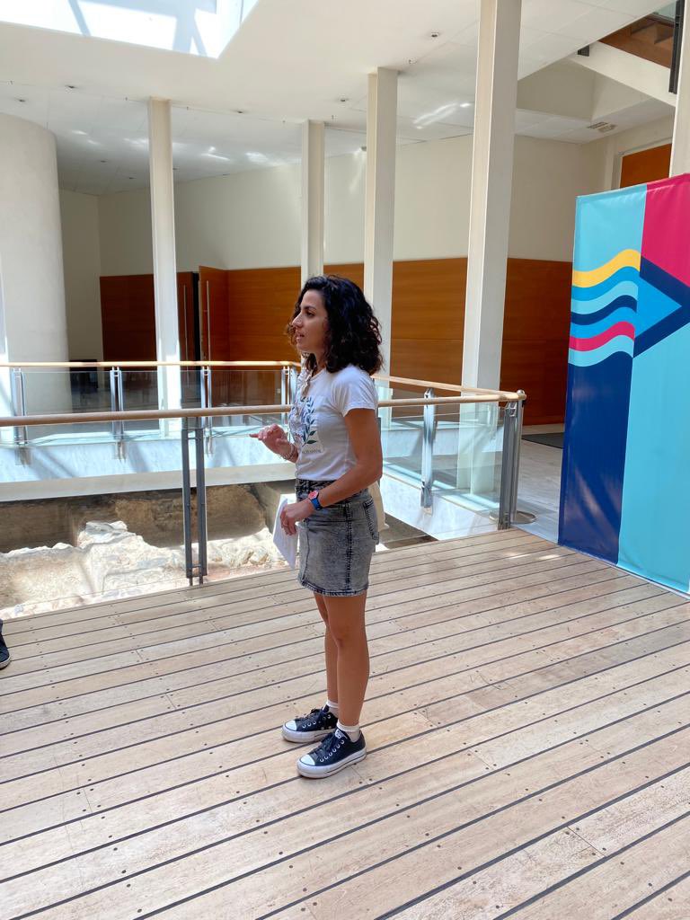 Hodie duabus consociationibus (alteri SEEC Málaga , alteri Prosopon) lustrationes in ipsa urbe Malacitana duximus, Collegio Latinitatis favente.
<a href="/clatinitatis/">Collegium Latinitatis</a> <a href="/seecmalaga/">SEEC Málaga</a>