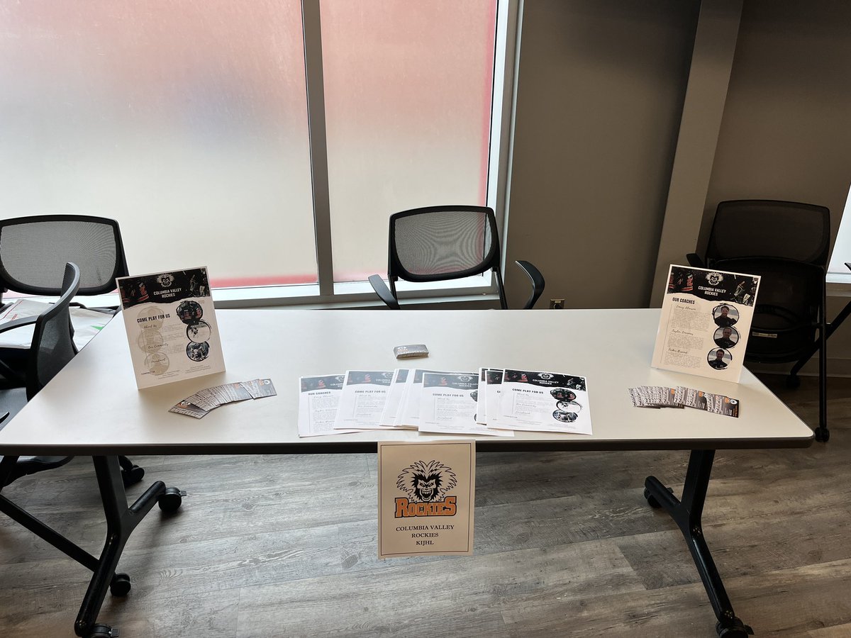Set up for the trade show at <a href="/wcjhpc/">ULTIMATE HOCKEY SHOWCASE 🇨🇦</a>  Come say Hi and learn about our program <a href="/olauson23/">Emery Olauson</a> <a href="/CV_Rockies/">CV Rockies</a> <a href="/sincy36/">Tayler Sincennes</a>