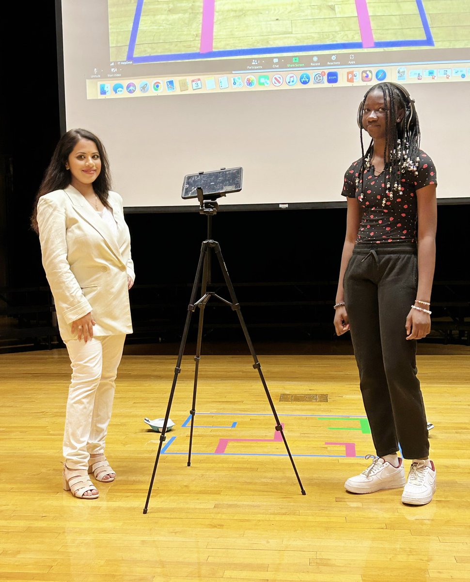 NishatNYC's tweet photo. Teaching is oh so rewarding when your students make new discoveries every day!
My students end up doing better then me in #Robotics every time πππ€, Zen Z are born well equipped with technology ππππ, indeed !!
@bankstreetedu #libertyleads #finch2 https://t.co/6tVlM7Mpfv