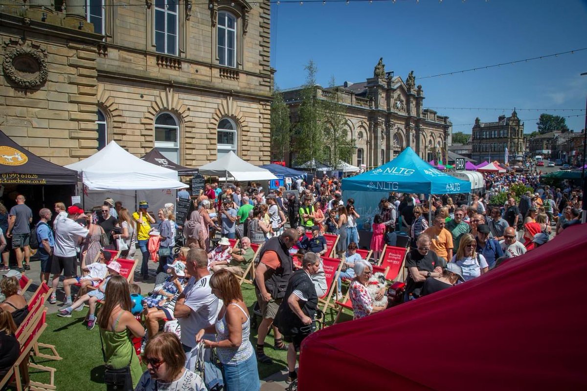 📸 Gallery from today's #AmazingAccrington Food & Culture Festival - we were blessed with fantastic weather and had over 12,000 attendees!

View here - m.facebook.com/story.php?stor…