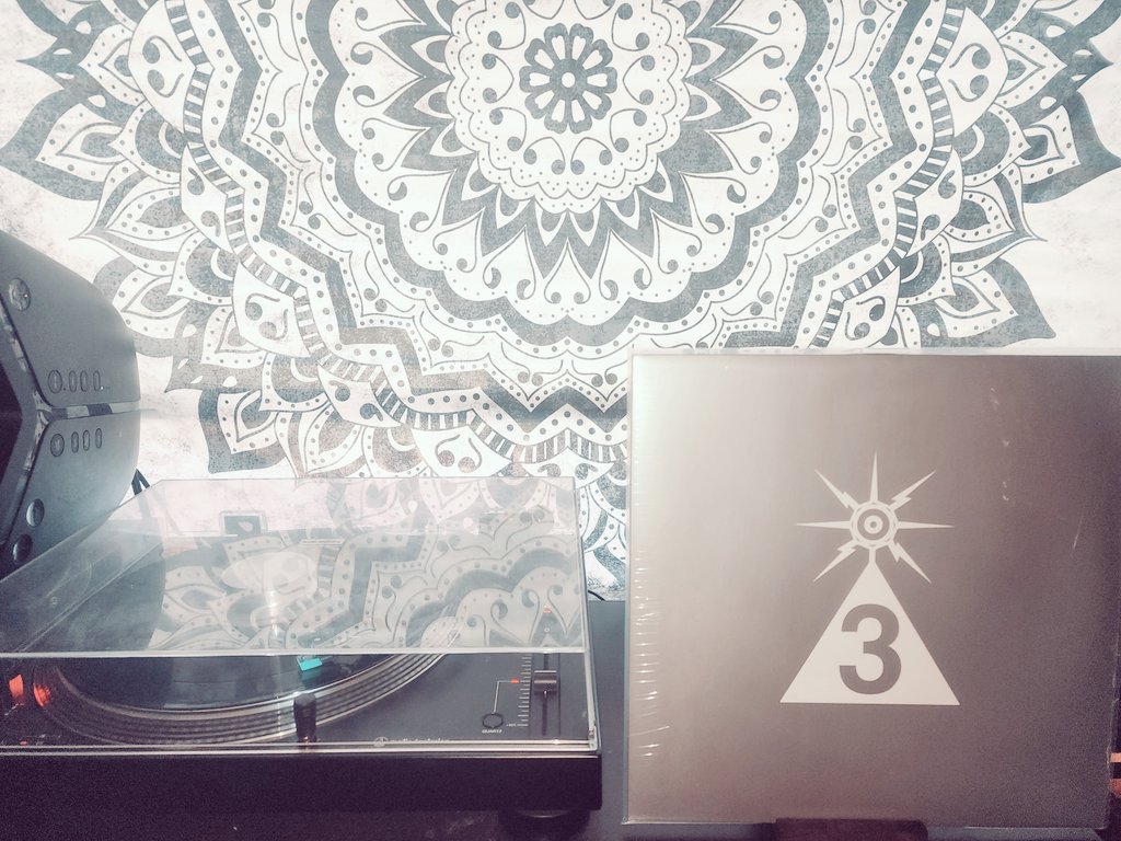 TheSilkRailRoad's tweet image. Losing touch with my mind listening to this #Spacemen3 tribute

@SpacemenP 

#vinylcollection