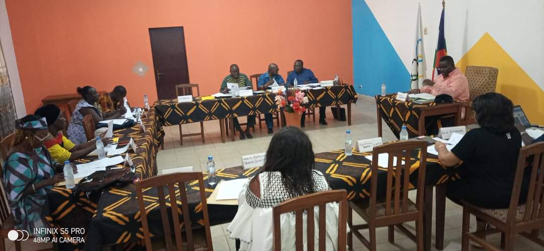 Les membres du Bureau Exécutif du CNOSCA se sont réunis ce jour 03 juin 2023, en son siège pour sa sixième réunion statutaire de l'année 2023.
#JOPARIS2024 
#AnocworldbeachGames23
#Jeuxafricainsdelage23