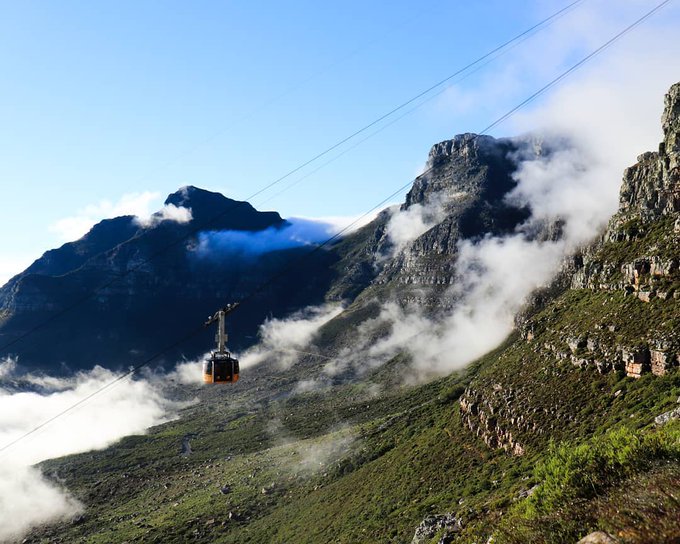 🎂 Happy Birthday 🎂
Any SA citizen celebrating one more year on earth during June may travel ⬆️ & ⬇️#TableMountain with the cable car for #free - any day during the month of June

tinyurl.com/8kzb5we5
@TableMountainCa @Tourguide_Brahm @IngeDykman @respCPT