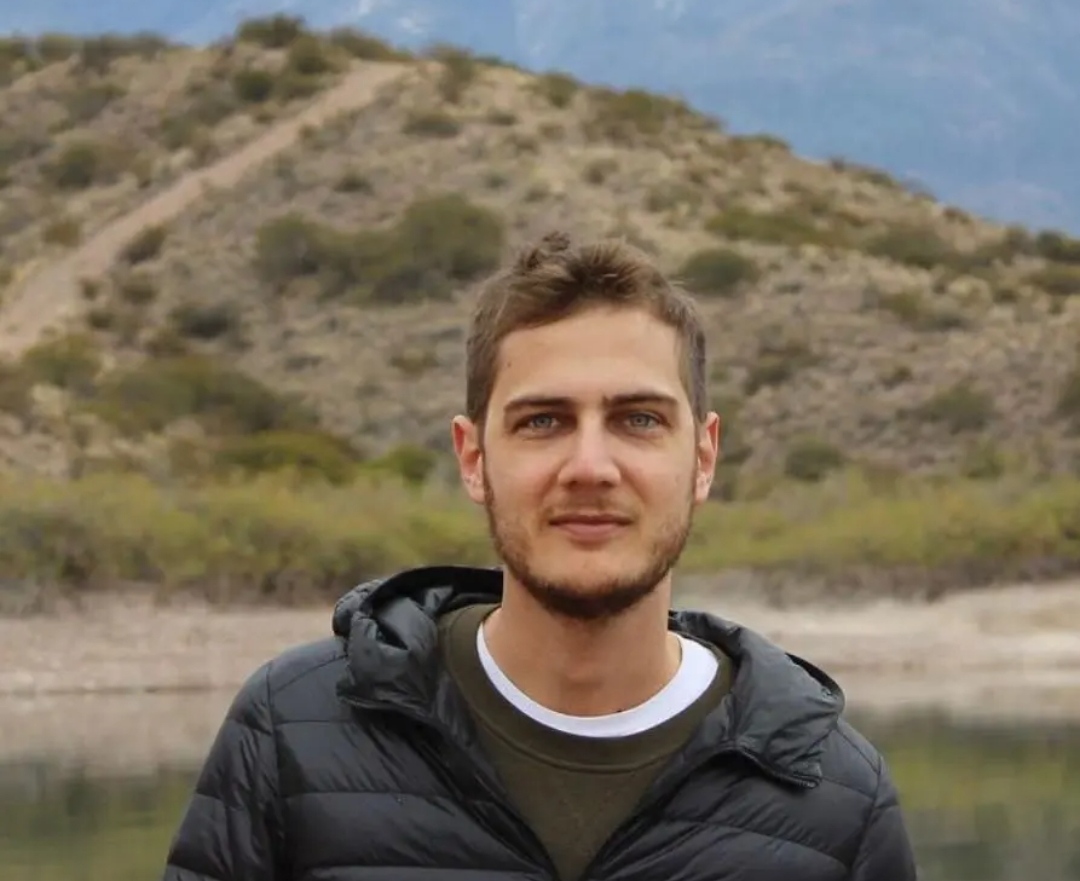QueerCol's tweet photo. Y terminamos el día de recuperación de cuenta con esta ricura que nos visitó en Armenia. Su nombre es Daniel.

#Gay #HeteroCurioso #Bisexual #Armenia #Quindio #ArmeniaGay #QuindioGay #ColombiaGay https://t.co/Md43Kokw4v