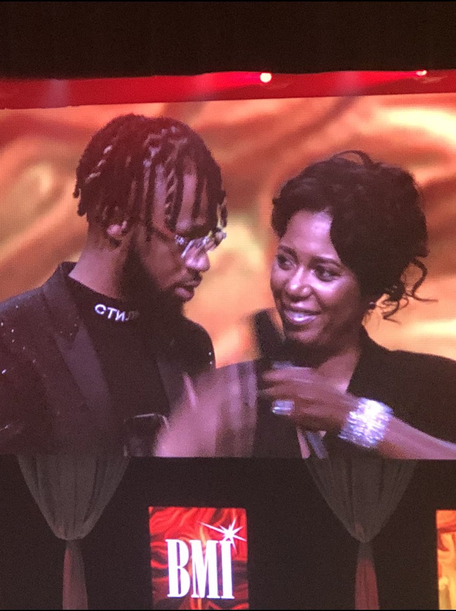 MetroBoomin's tweet photo. Today makes 1 whole year since I lost my REAL TWIN 😔😢👸🏾💜🕊️♾️ https://t.co/xo4lTBJHBb