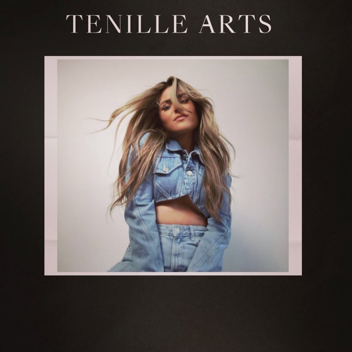 Tenille Arts Updates tweet media