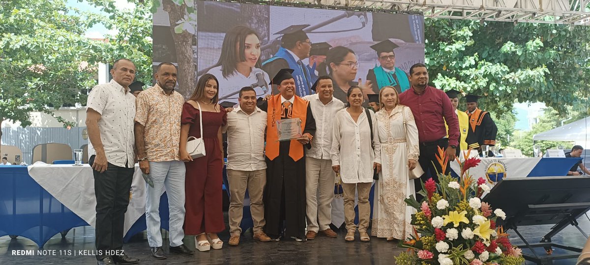 #avanzarcumpliendo hoy desde la <a href="/Unimagdalena/">Universidad del Magdalena</a> acompañando a los graduandos beneficiados del sector urbano y rural del programa talento Magdalena con educación superior seguimos cerrando brechas y generando paz <a href="/jccamacho6410/">janeth camacho</a> <a href="/RenovacionCo/">Agencia de Renovación del Territorio</a> <a href="/MilagroHg/">kellis Hernández</a> <a href="/Alcaldiafcion/">Alcaldía De Fundación</a> <a href="/petrogustavo/">Gustavo Petro</a>