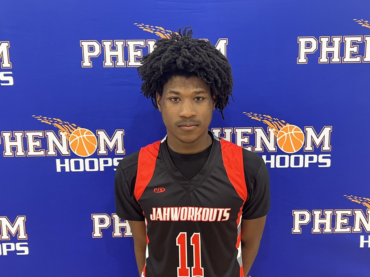 Phenom_Exposure tweet media