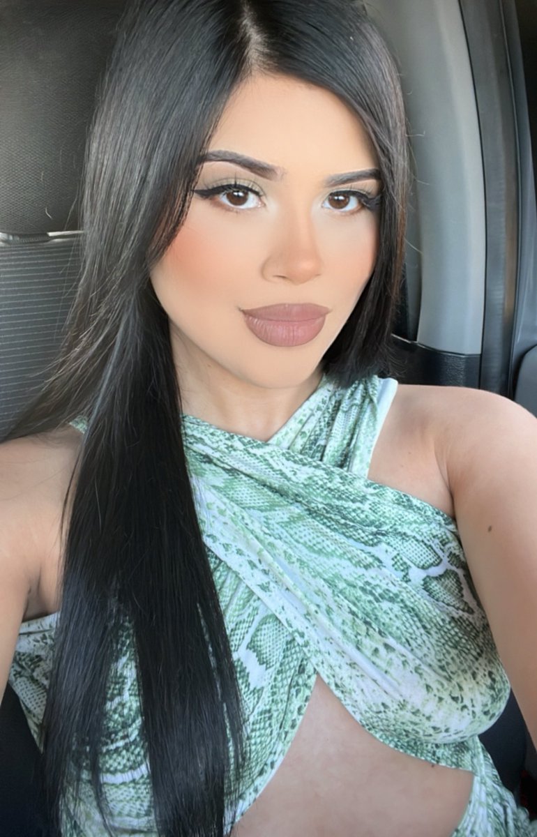 lisa (@purselleyy) on Twitter photo 