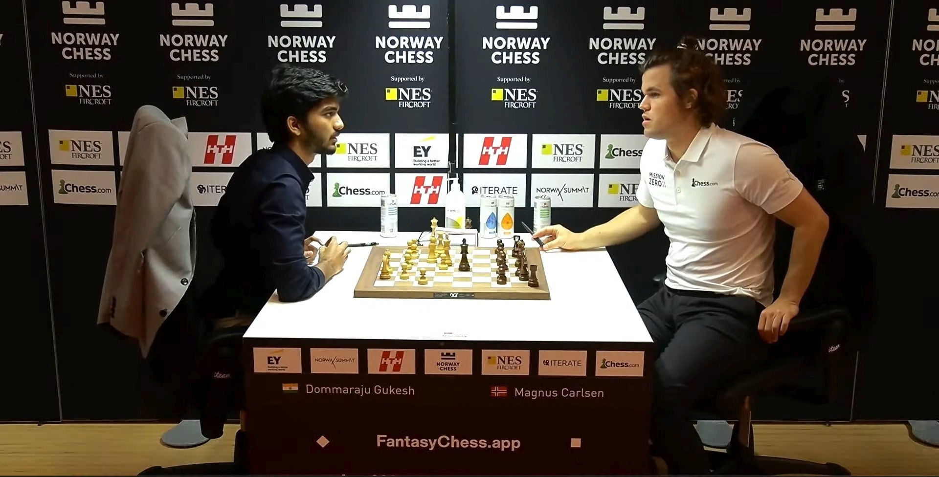 Magnus Carlsen vs Dommaraju Gukesh (2023)