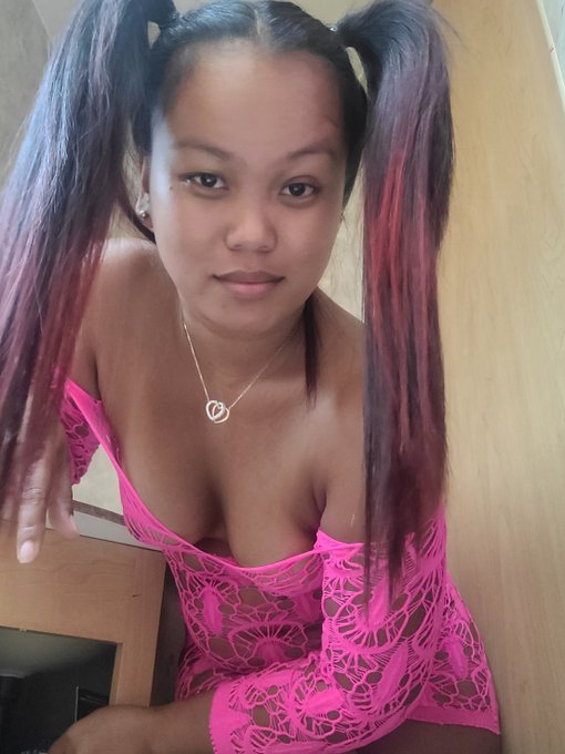 Grab my pigtails or your game controller? https://t.co/XhbUSifuDG<a href="/tag/topless"class="tags"><span>#topless</span></a><a href="/tag/boobs"class="tags"><span>#boobs</span></a><a href="/tag/tits"class="tags"><span>#tits</span></a><a href="/tag/titflash"class="tags"><span>#titflash</span></a><a href="/tag/boobflash"class="tags"><span>#boobflash</span></a><a href="/tag/boobflashing"class="tags"><span>#boobflashing</span></a>