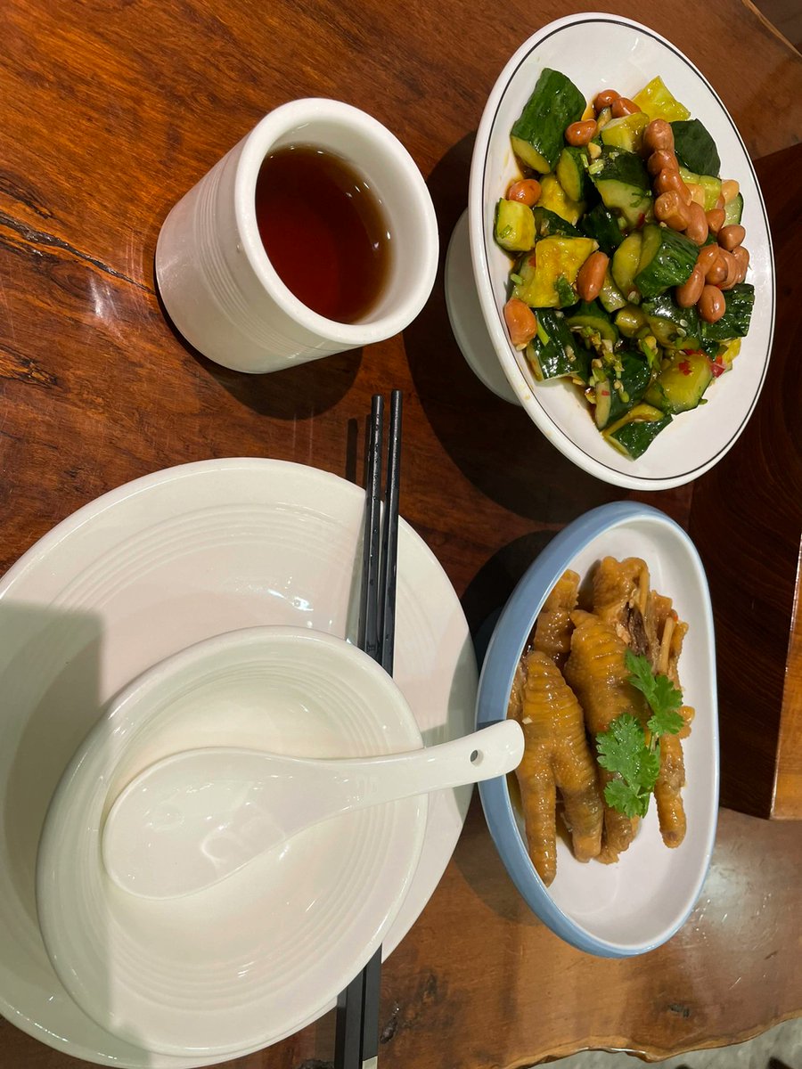 CQCfansWorld's tweet photo. I'm very busy but I have dinner on time. Foods can reduce the stress. Everyone! Let it  be reduced the tiredness of the day https://t.co/TqwPoUi93L