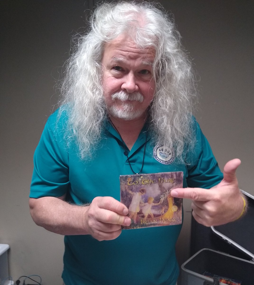 paganunityfest's tweet photo. Last One! RUN! 
Brian Henke is downstairs with the last CD, To the Fair. 
Run , come get it....
#BrianHenke #music #Pagan https://t.co/wlPoHsCE4K