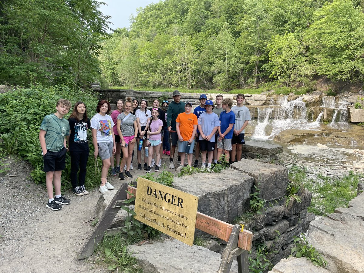 MrsDbach's tweet image. Spent Saturday with this amazing group of dedicated Earth Science students. 🌍 Fossils, glacial history, erosion…We are Regents Ready. @OnondagaM @WCSDHighSchool #taughannockfalls @PRInstitution