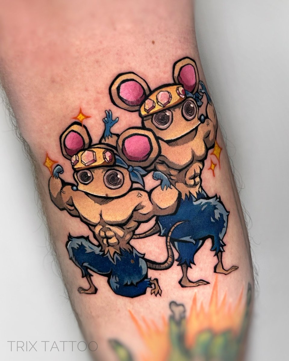 Ｎｉｎｊｕ 💖
Ratones de Uzui de Kimetsu no Yaiba para <a href="/__huevoduro/">Boo</a> realizado en el @SalonMangaJerez en el stand de <a href="/PolTattooStudio/">PolTattooStudio</a> 
Gracias!
Mañana más!
•
#kimetsunoyaiba #demonslayer
Diseño de Golden Hydra