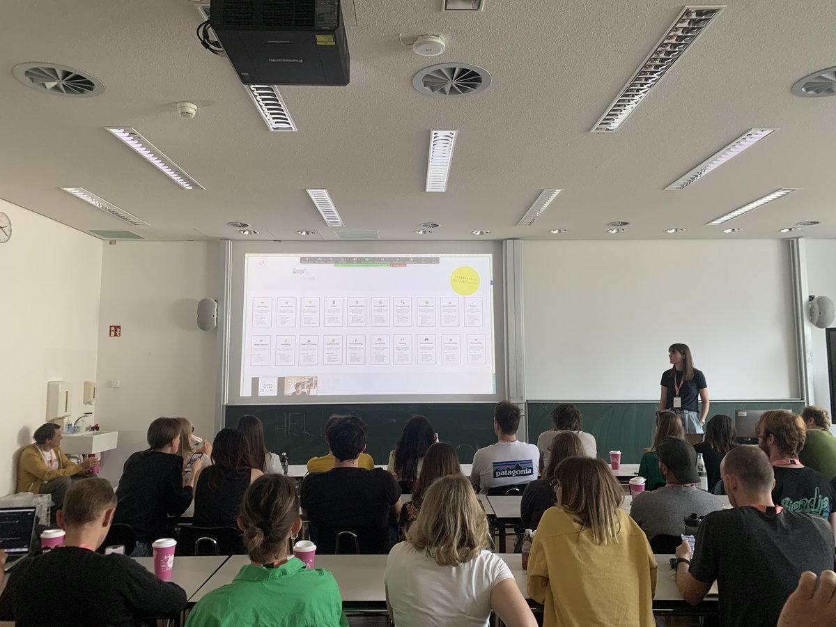 First day done ☑️ #uxce23 with 
<a href="/jngo/">John Ngo</a> <a href="/daisylumley/">Daisy Lumley</a> <a href="/lilsquest/">Lilian Schulze</a> Mariana, Gen, Juan &amp; many more lovely people 💪
