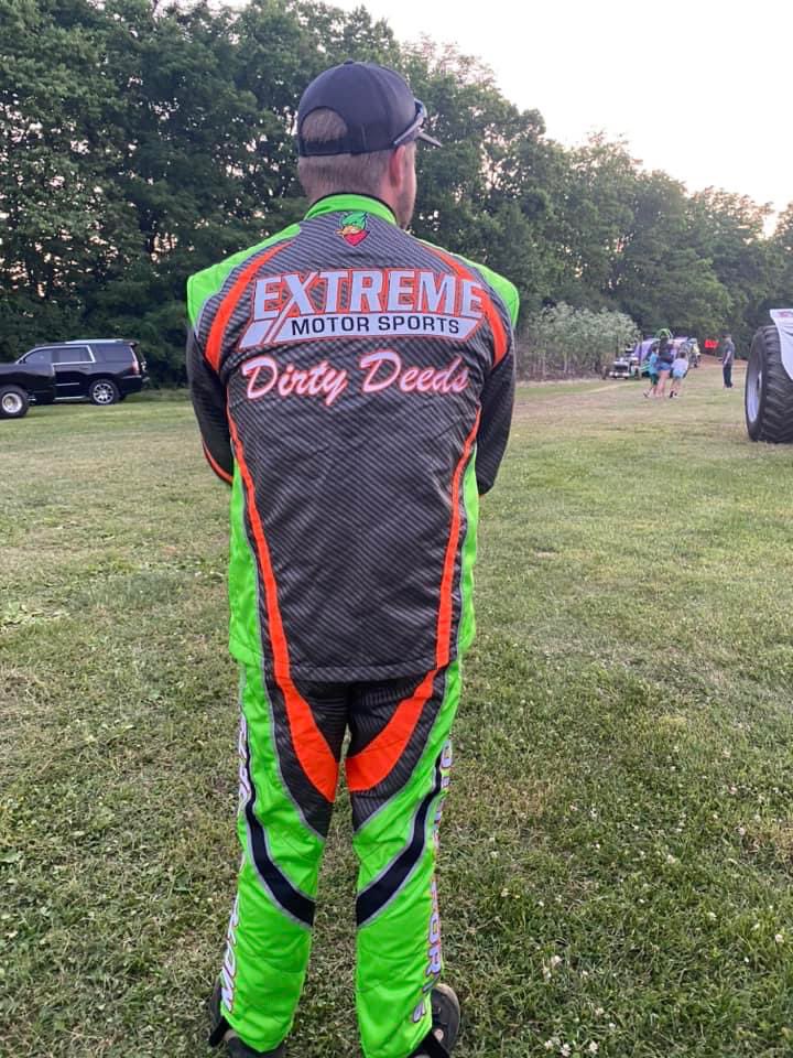 AngryDuckGraph's tweet photo. Glad you love it, Perry's Extreme Pulling Team! Looks great! 

https://t.co/k9QbtvYsRE

#PerrysExtremePullingTeam #truckpulling #firesuit #safety #angryduckgraphics #shopangryduck https://t.co/Jm0hSPFVp3