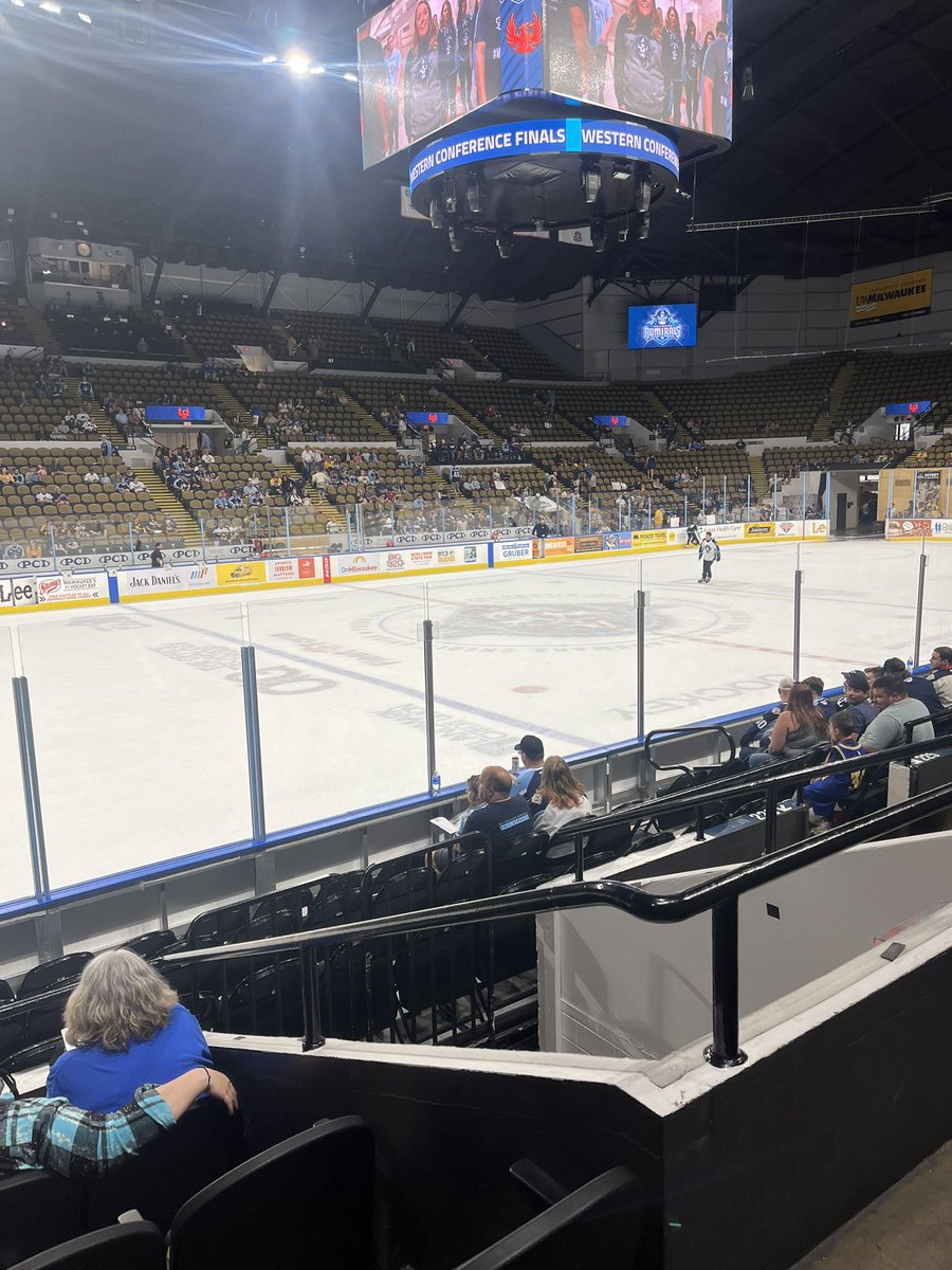 If you can’t get excited for June hockey you may be dead inside. #MilHockey @mkeadmirals