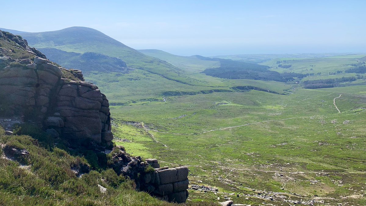 Ticketybooo's tweet photo. Great day hiking in the #mournemountains #codown #lamagan #cove @Mournelive @MourneDaily @EnjoyTheMournes @deric_tv @WeatherAisling @WeatherCee #hikingadventures #summer #hikinghens https://t.co/BabNuQmI6P